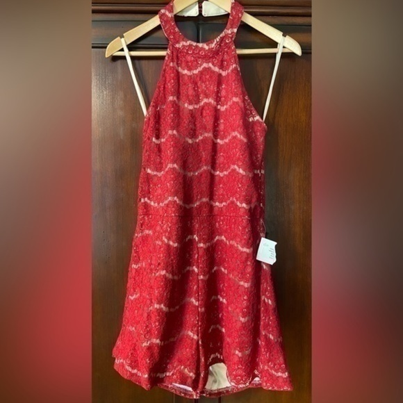 Giddy Up Glamor Open Back Red Lace Romper. Size Medium. - Picture 3 of 4